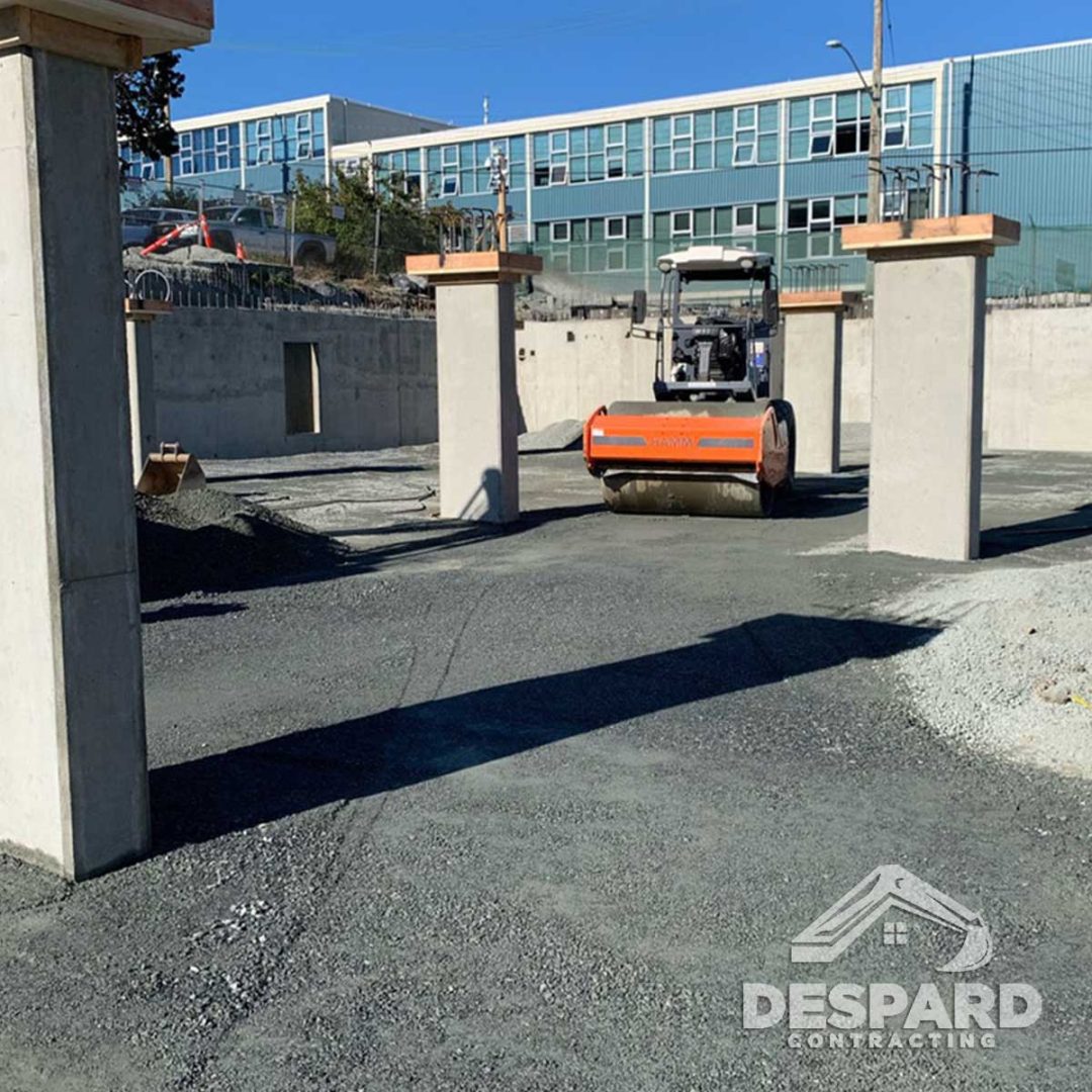 Saunders Road: Commercial Site Grading and Site Assisting